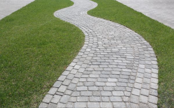 Cost of Walkway Paving in Wilmington